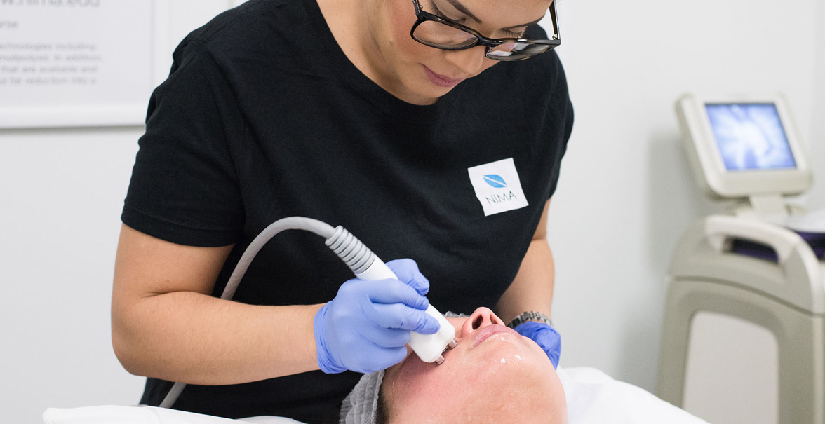 Read more about the article How to Find Esthetician Schools Near Me